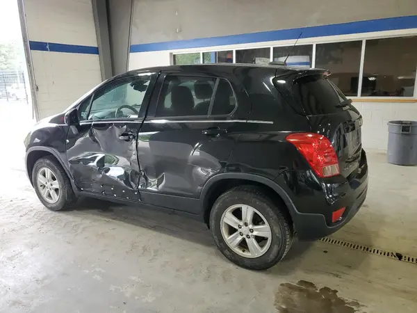 KL7CJNSB1LB032936 2020 CHEVROLET TRAX - Image 2