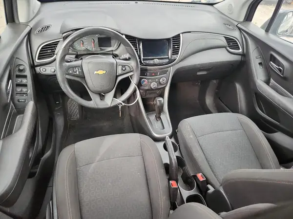 KL7CJNSB1LB038302 2020 CHEVROLET TRAX - Image 8