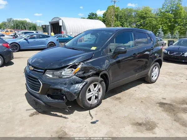 KL7CJNSB1LB085524 2020 CHEVROLET TRAX - Image 2