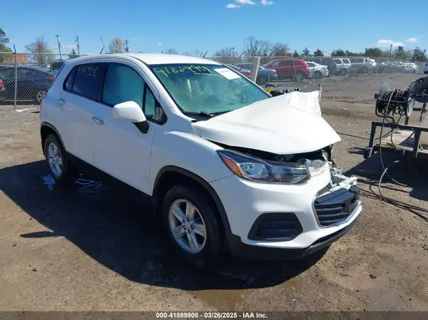 KL7CJNSB1LB090397 2020 CHEVROLET TRAX - Image 1
