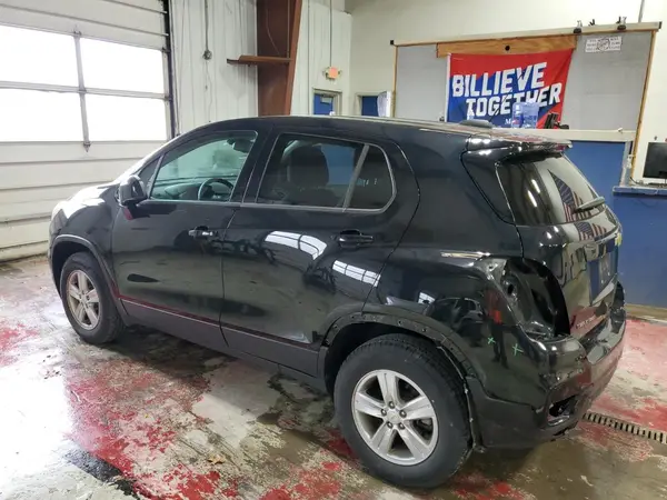 KL7CJNSB1LB317197 2020 CHEVROLET TRAX - Image 2