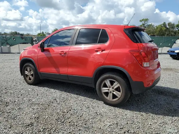 KL7CJNSB1LB331570 2020 CHEVROLET TRAX - Image 2