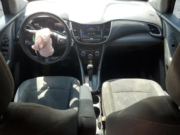 KL7CJNSB1LB331570 2020 CHEVROLET TRAX - Image 8
