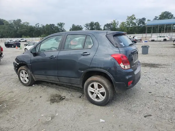 KL7CJNSB1MB330081 2021 CHEVROLET TRAX - Image 2