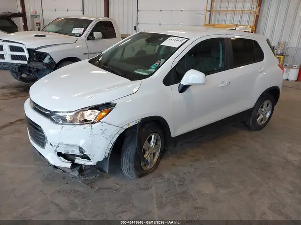 KL7CJNSB1MB342179 2021 CHEVROLET TRAX - Image 2