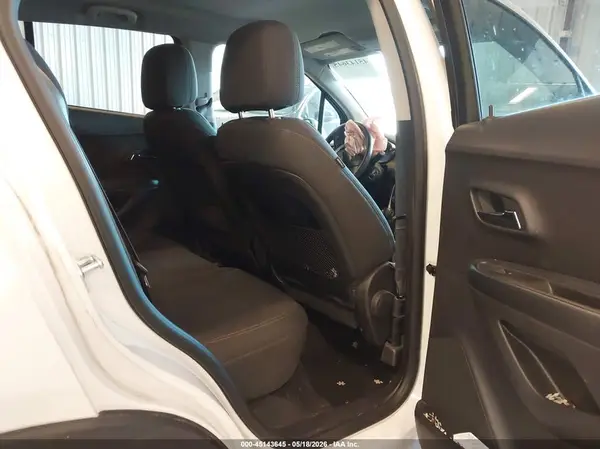 KL7CJNSB1MB342179 2021 CHEVROLET TRAX - Image 8
