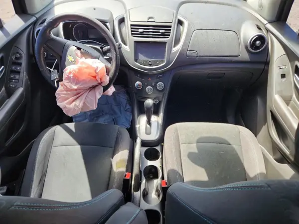 KL7CJNSB2GB542251 2016 CHEVROLET TRAX - Image 8