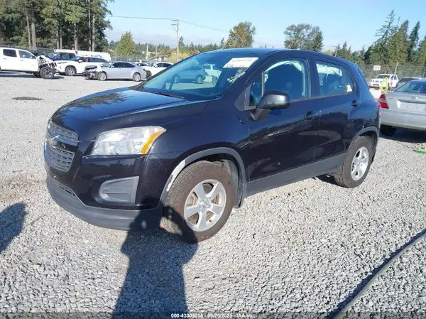 KL7CJNSB2GB567635 2016 CHEVROLET TRAX - Image 2