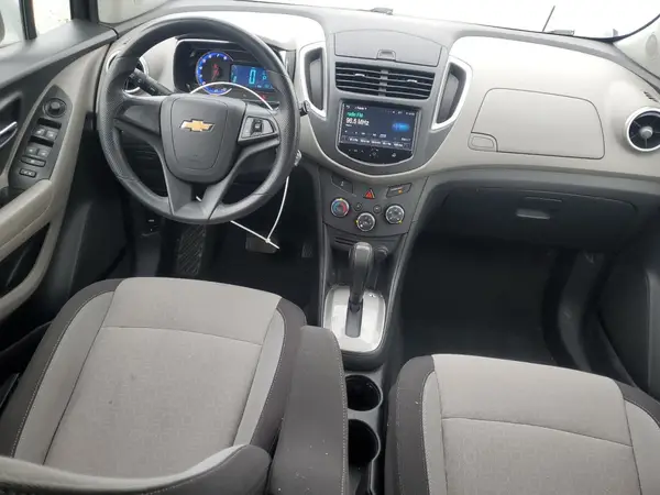 KL7CJNSB2GB651812 2016 CHEVROLET TRAX - Image 8