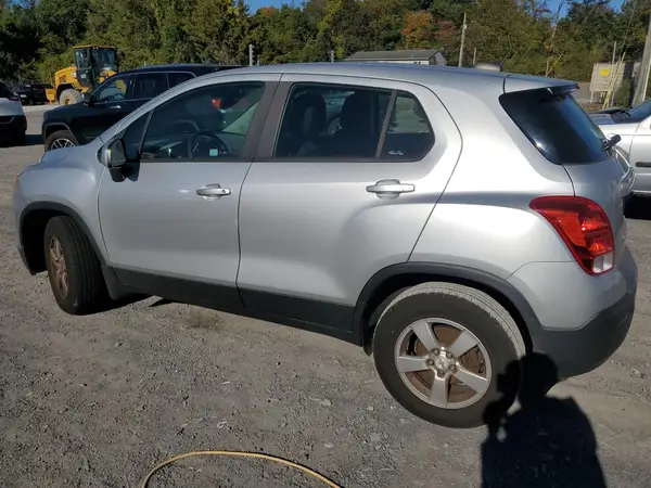 KL7CJNSB2GB664138 2016 CHEVROLET TRAX - Image 2