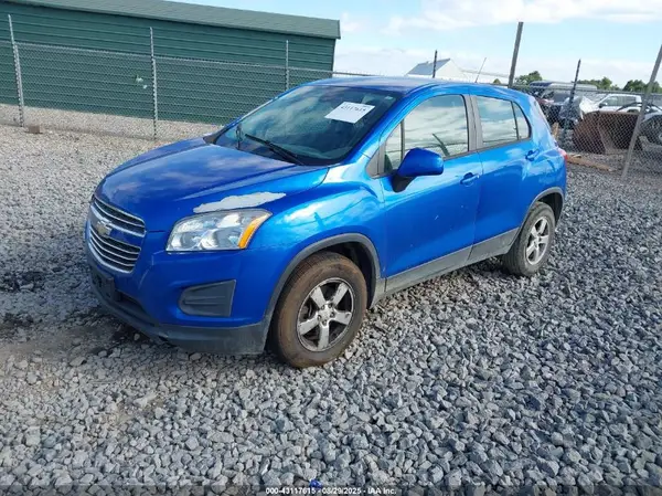 KL7CJNSB2GB708137 2016 CHEVROLET TRAX - Image 2