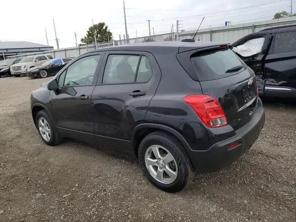 KL7CJNSB2GB712429 2016 CHEVROLET TRAX - Image 2