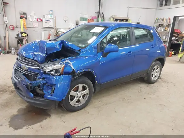 KL7CJNSB2GB758780 2016 CHEVROLET TRAX - Image 2