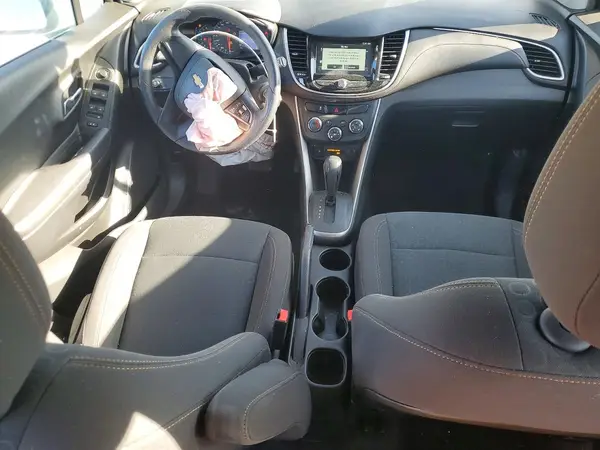 KL7CJNSB2HB207945 2017 CHEVROLET TRAX - Image 8