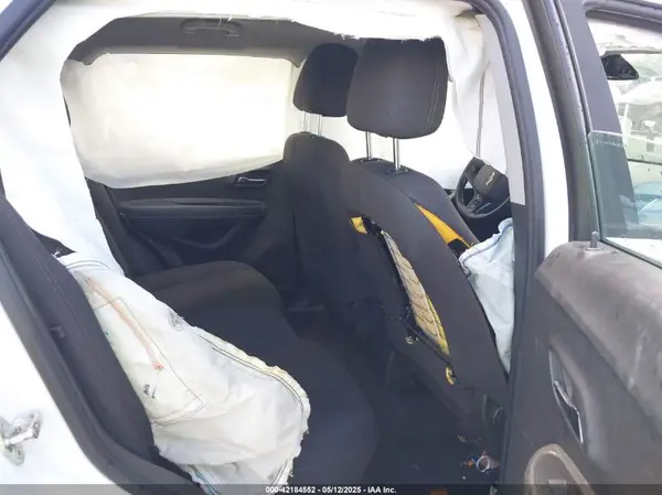 KL7CJNSB2HB257552 2017 CHEVROLET TRAX - Image 8