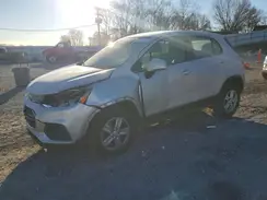 KL7CJNSB2JB548252 2018 CHEVROLET TRAX