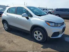 KL7CJNSB2JB596785 2018 CHEVROLET TRAX