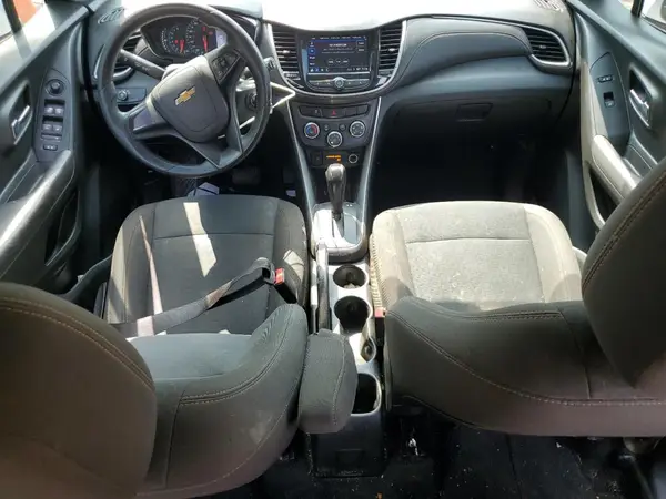 KL7CJNSB2JB714477 2018 CHEVROLET TRAX - Image 8