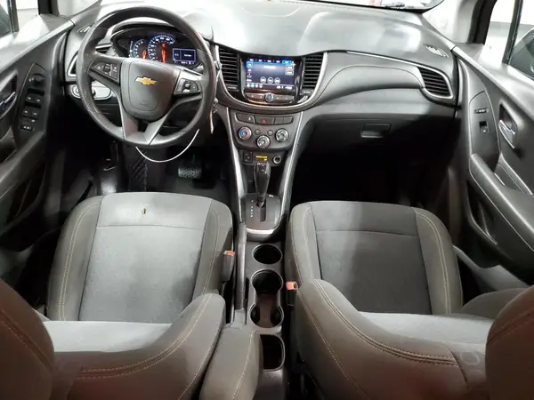 KL7CJNSB2LB032556 2020 CHEVROLET TRAX - Image 8