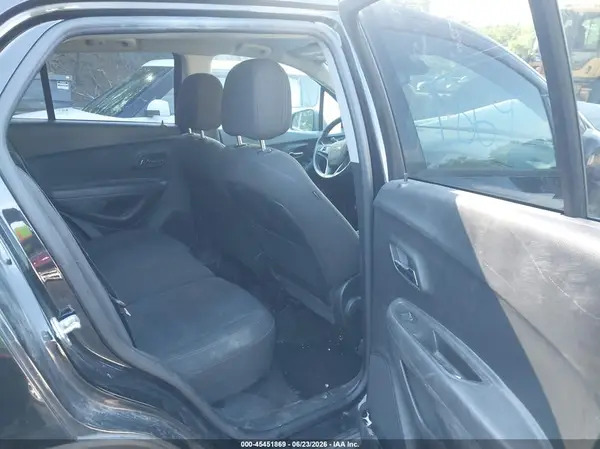 KL7CJNSB2LB037286 2020 CHEVROLET TRAX - Image 8