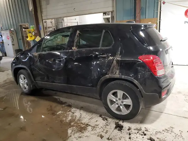 KL7CJNSB2LB042455 2020 CHEVROLET TRAX - Image 2