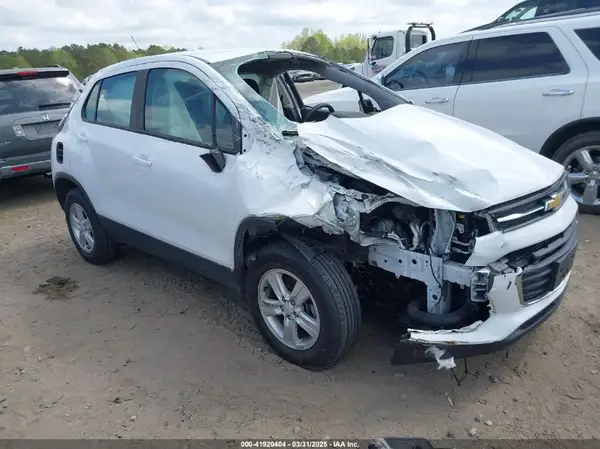 KL7CJNSB2LB065279 2020 CHEVROLET TRAX - Image 1