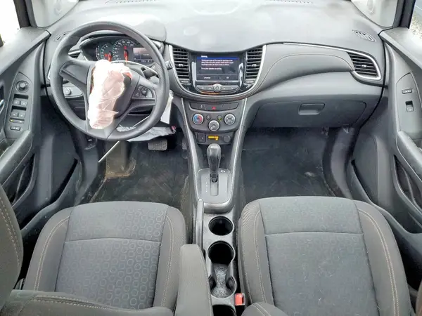 KL7CJNSB2MB335032 2021 CHEVROLET TRAX - Image 8