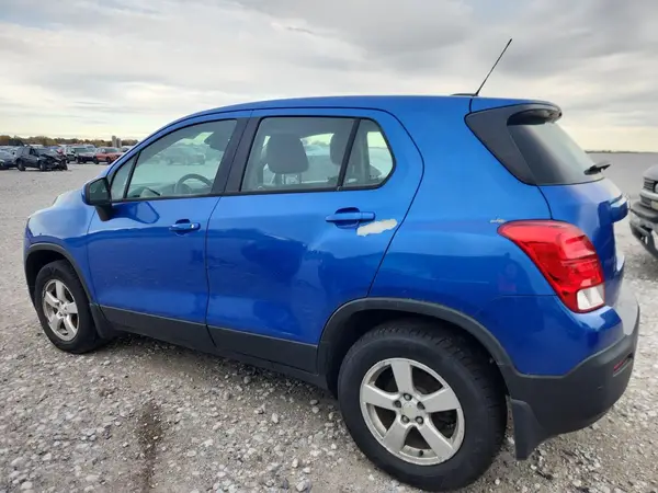 KL7CJNSB3GB566848 2016 CHEVROLET TRAX - Image 2