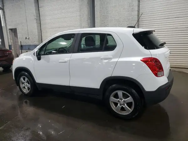 KL7CJNSB3GB752020 2016 CHEVROLET TRAX - Image 2