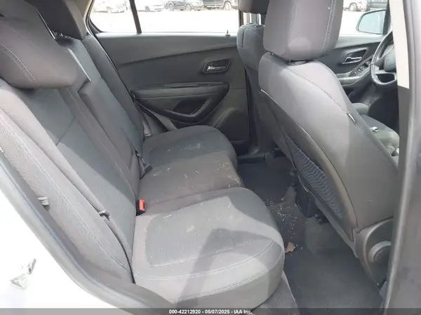 KL7CJNSB3GB759579 2016 CHEVROLET TRAX - Image 8