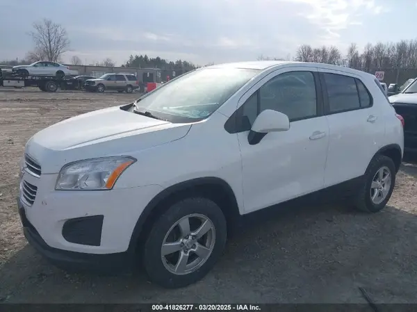 KL7CJNSB3GB762062 2016 CHEVROLET TRAX - Image 2