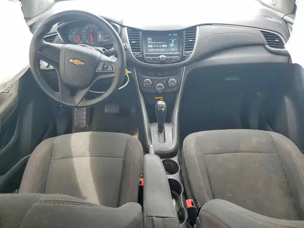 KL7CJNSB3HB217805 2017 CHEVROLET TRAX - Image 8