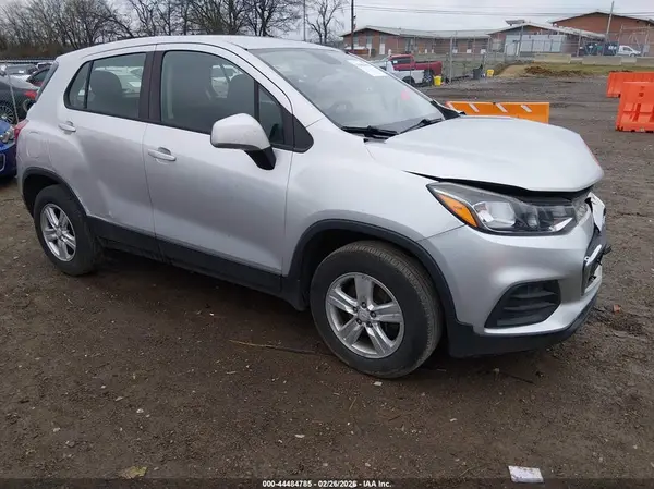 KL7CJNSB3HB247211 2017 CHEVROLET TRAX - Image 1
