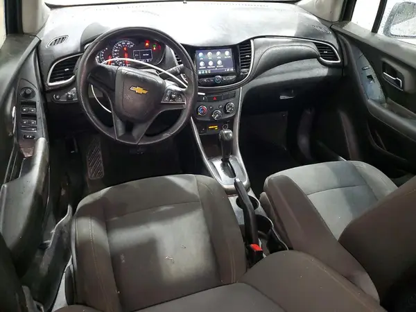 KL7CJNSB3JB707070 2018 CHEVROLET TRAX - Image 8