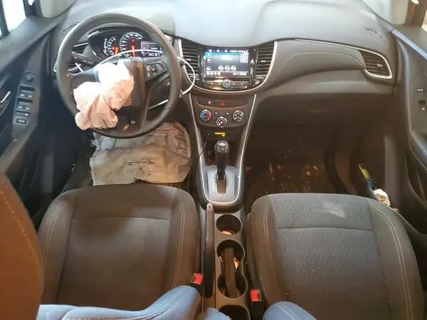 KL7CJNSB3LB058602 2020 CHEVROLET TRAX - Image 8