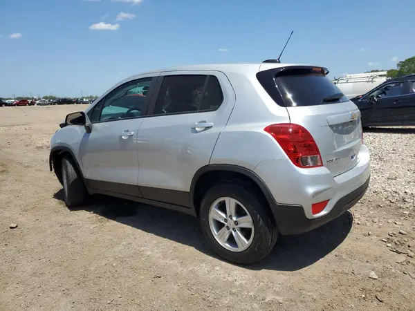 KL7CJNSB3LB311465 2020 CHEVROLET TRAX - Image 2