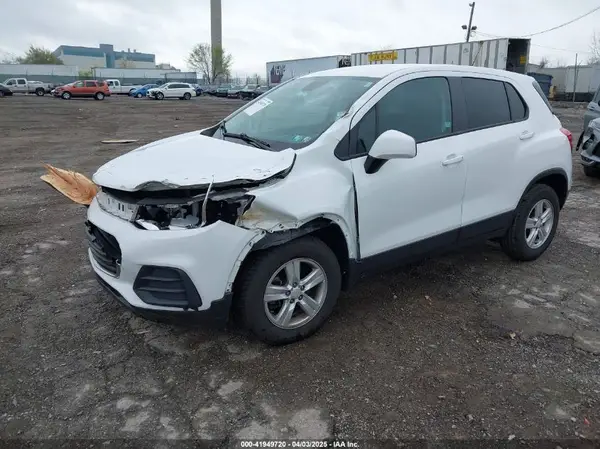 KL7CJNSB3LB316553 2020 CHEVROLET TRAX - Image 2
