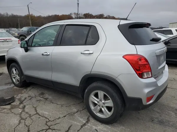 KL7CJNSB3LB323504 2020 CHEVROLET TRAX - Image 2