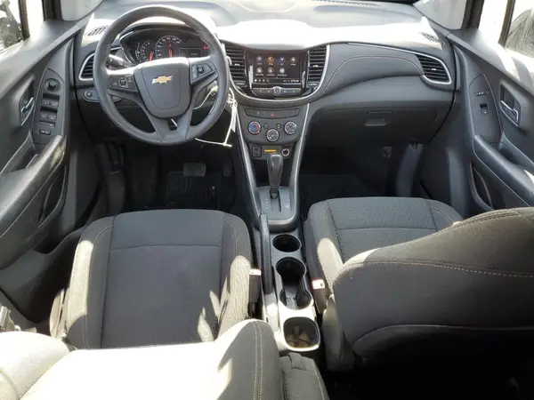 KL7CJNSB3MB316084 2021 CHEVROLET TRAX - Image 8