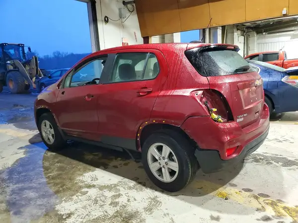KL7CJNSB3MB350574 2021 CHEVROLET TRAX - Image 2