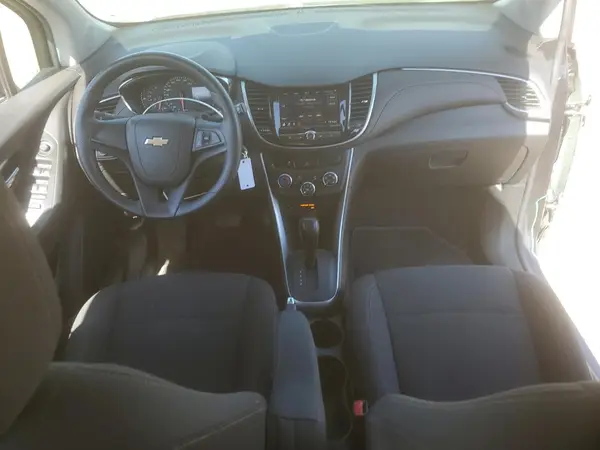 KL7CJNSB3MB354365 2021 CHEVROLET TRAX - Image 8
