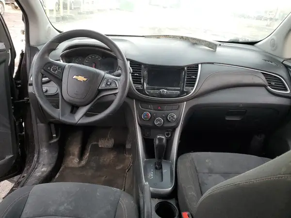 KL7CJNSB3MB356195 2021 CHEVROLET TRAX - Image 8