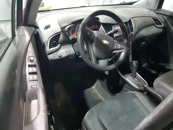 KL7CJNSB3MB356584 2021 CHEVROLET TRAX - Image 8