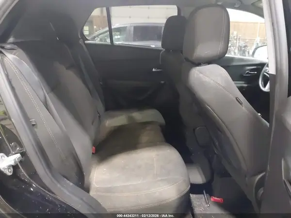 KL7CJNSB3MB359520 2021 CHEVROLET TRAX - Image 8