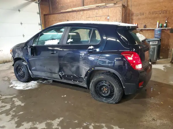 KL7CJNSB3MB359730 2021 CHEVROLET TRAX - Image 2