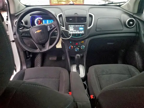 KL7CJNSB4GB563876 2016 CHEVROLET TRAX - Image 8