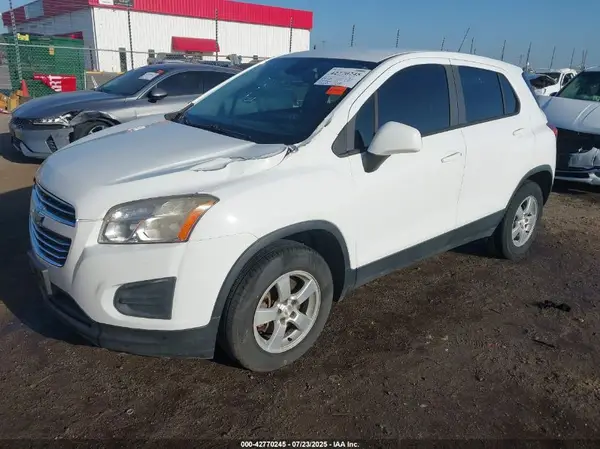KL7CJNSB4GB595940 2016 CHEVROLET TRAX - Image 2