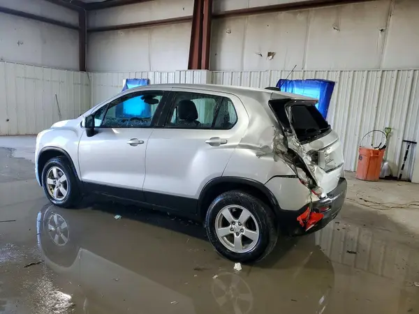 KL7CJNSB4GB636499 2016 CHEVROLET TRAX - Image 2