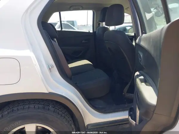 KL7CJNSB4GB760451 2016 CHEVROLET TRAX - Image 8