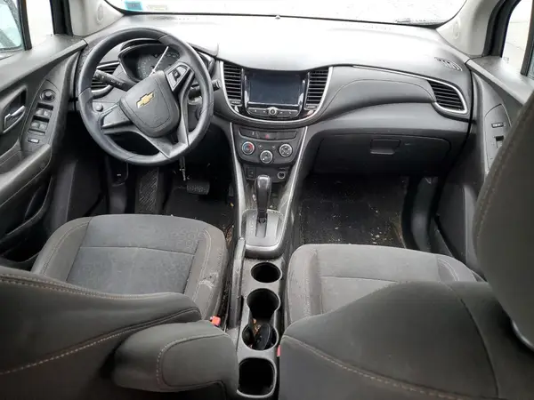 KL7CJNSB4HB210121 2017 CHEVROLET TRAX - Image 8